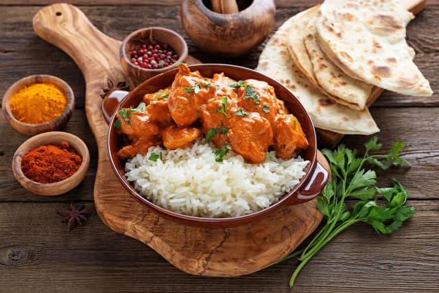 Tikka masala z czym podawać - najlepsze dodatki, które zaskoczą smak Tikka masala z czym podawać - najlepsze dodatki, które zaskoczą smak