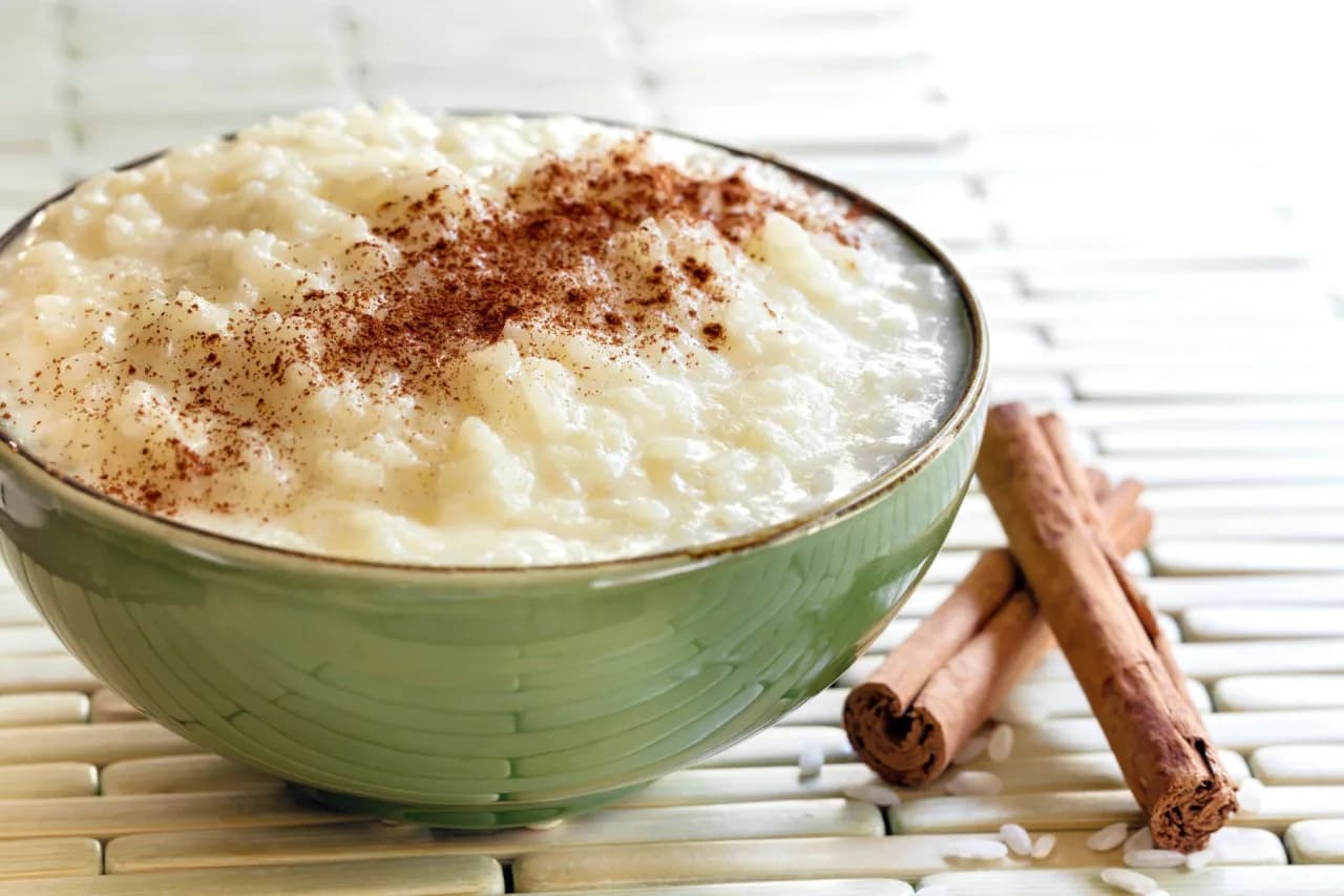 Jak zrobić pudding ryżowy, który zachwyci Twoje podniebienie Jak zrobić pudding ryżowy, który zachwyci Twoje podniebienie