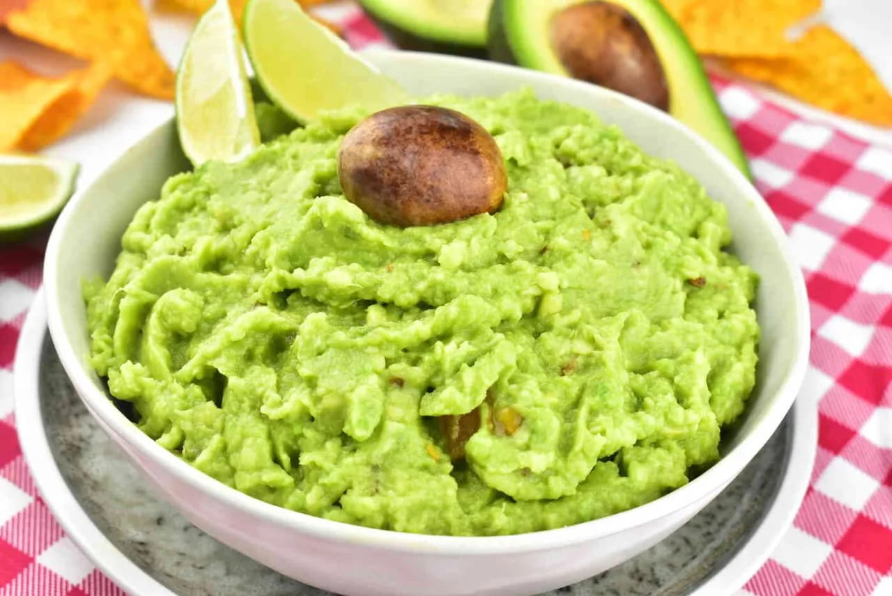 Gorzkie guacamole jak uratować – proste sposoby na poprawę smaku i błędy do uniknięcia Gorzkie guacamole jak uratować – proste sposoby na poprawę smaku i błędy do uniknięcia