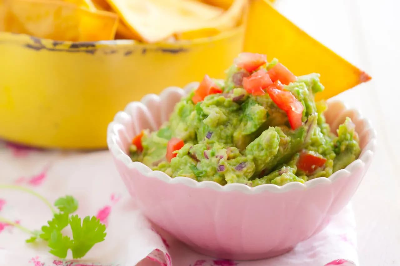 Jak smakuje guacamole? Odkryj wyjątkowe smaki i składniki Jak smakuje guacamole? Odkryj wyjątkowe smaki i składniki