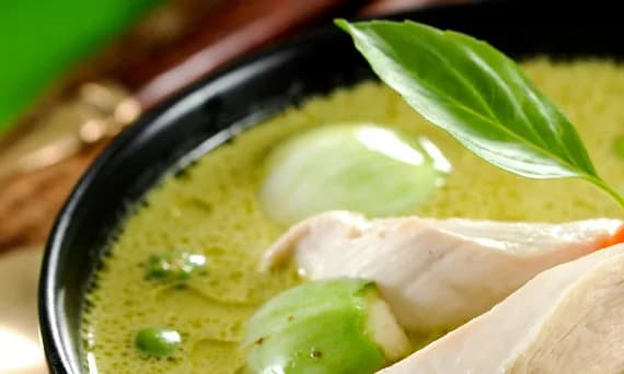Czy żółte curry jest ostre? Odkryj jego łagodny smak i właściwości Czy żółte curry jest ostre? Odkryj jego łagodny smak i właściwości