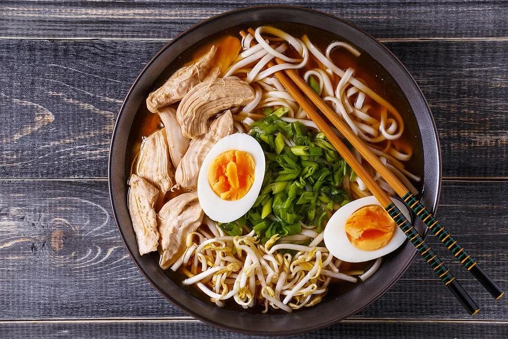 Co to jest ramen zupa? Poznaj sekrety tej japońskiej potrawy Co to jest ramen zupa? Poznaj sekrety tej japońskiej potrawy