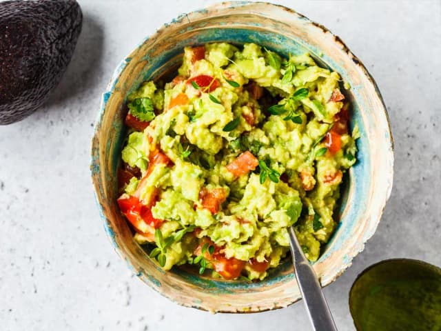 Z czym się je guacamole? Odkryj najlepsze połączenia smakowe Z czym się je guacamole? Odkryj najlepsze połączenia smakowe
